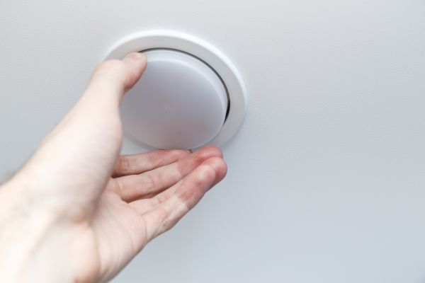 Cost of Ceiling Light Bulb Replacement in Park City