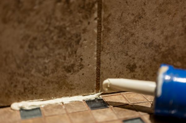 Cost of Shower Caulk Replacement in Park City