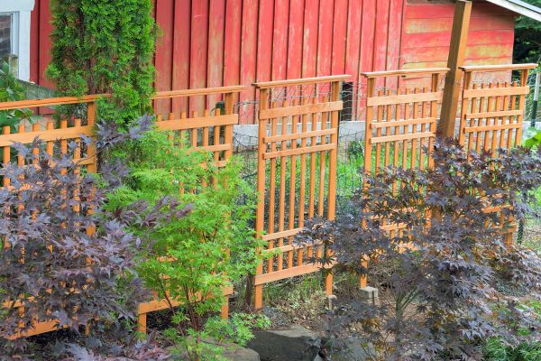 Wood Trellis Mounting in Park City