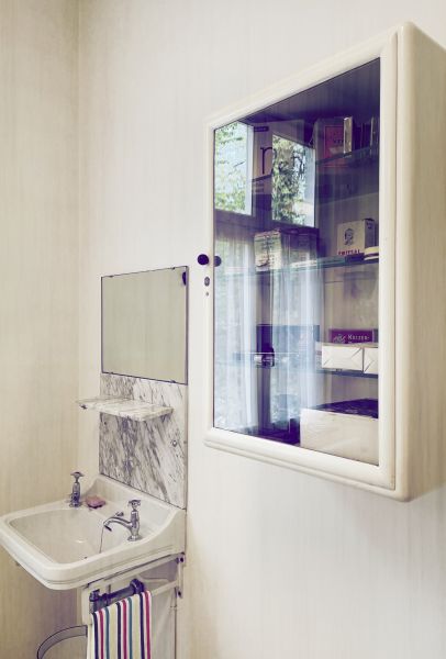 Cost of Medicine Cabinet Installation in Park City
